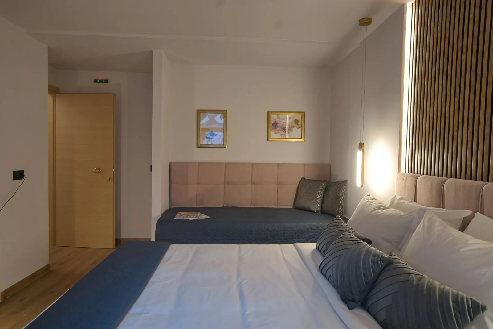 Deluxe with Sofa Bed at CITYLUXE, Kolonaki: photo 3 of 5