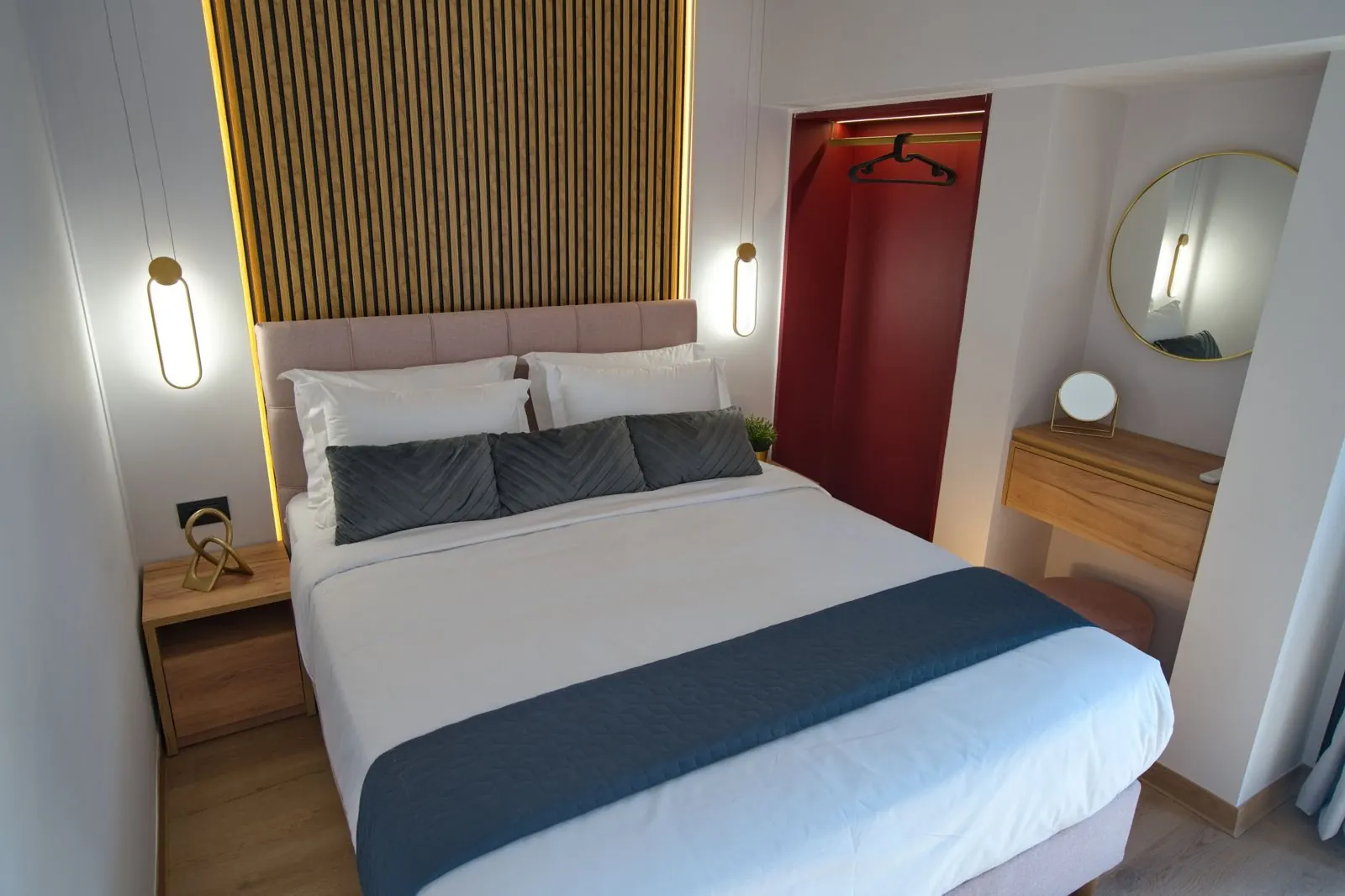 Double with Balcony at CITYLUXE, Kolonaki: photo 2 of 5