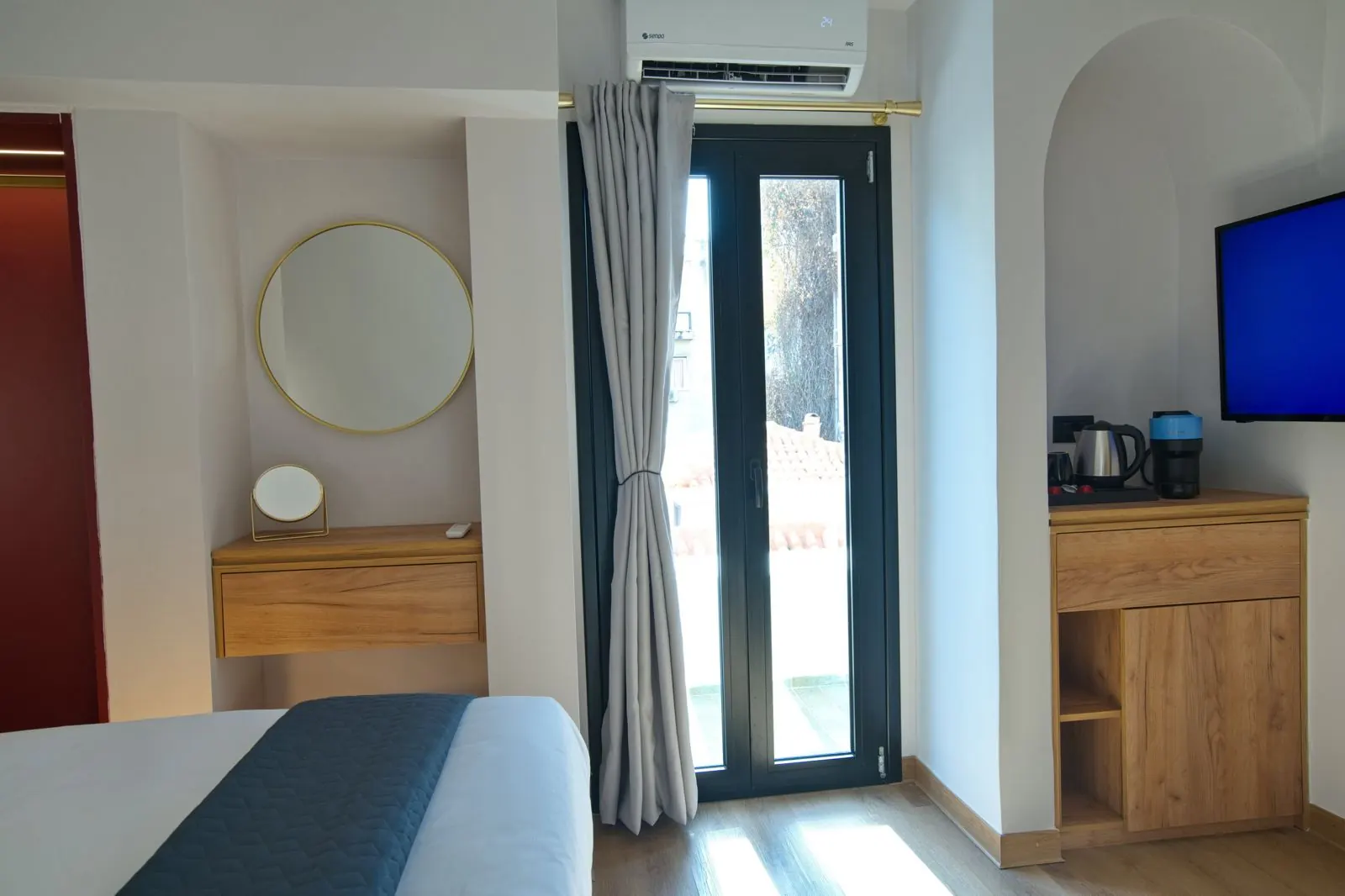 Double with Balcony at CITYLUXE, Kolonaki: photo 4 of 5
